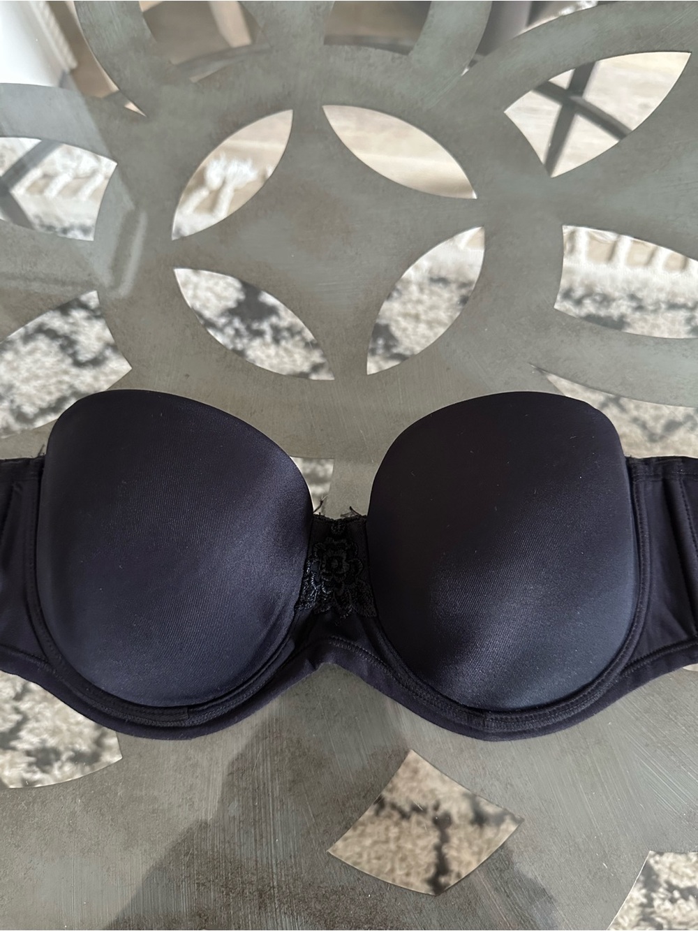 Vanity Fair Strapless Black Molded Cup Bra